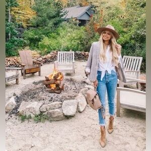 Dingo Brown Suede Ankle Boots